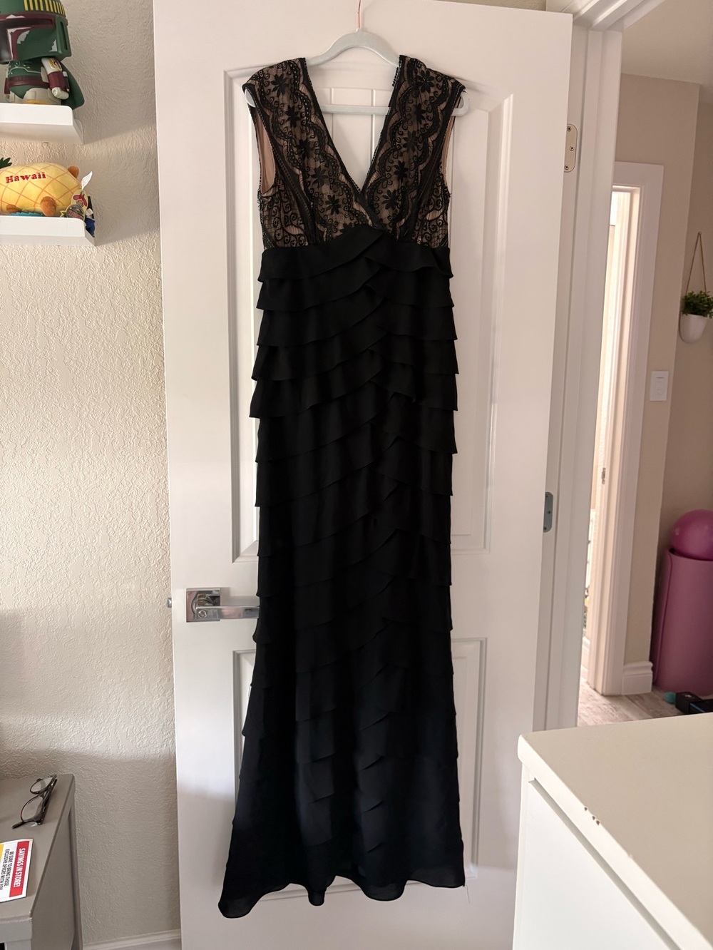 Adrianna Papell Black Lace V-Neck Tiered Maxi Dress